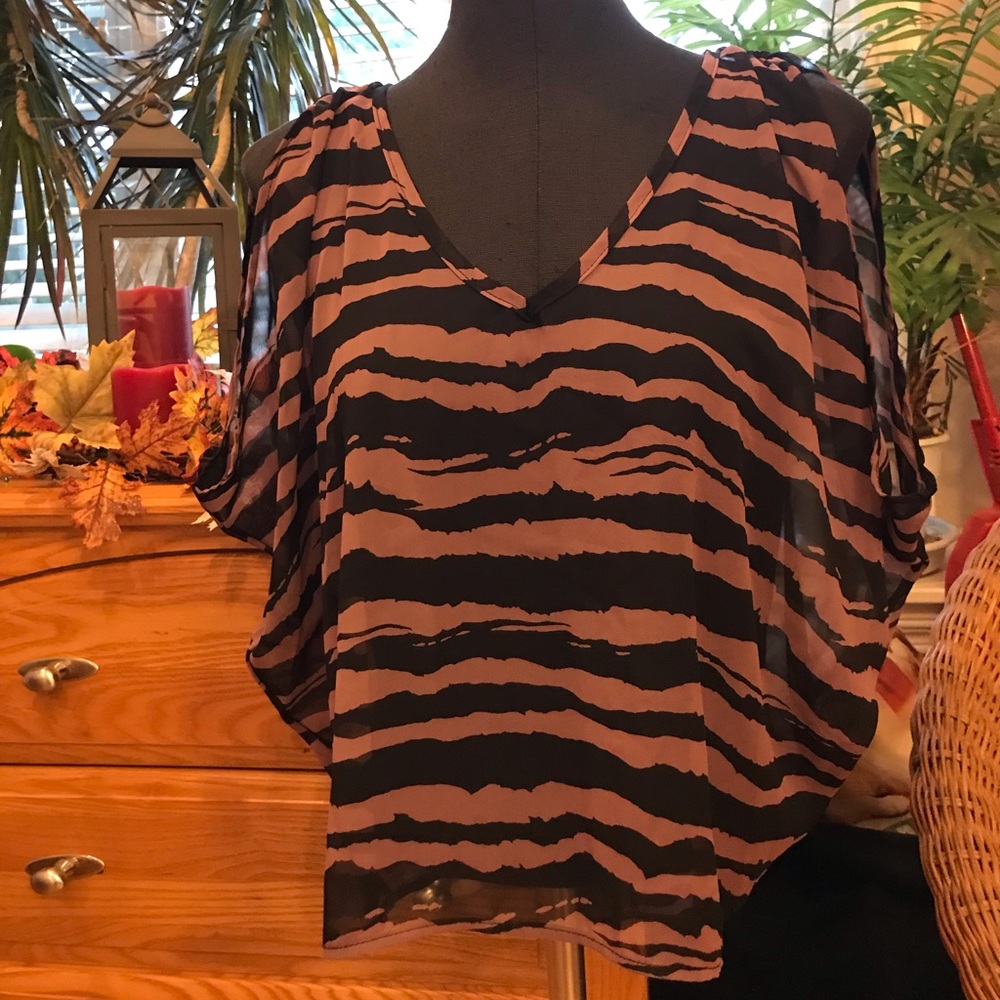 Ladies blouse